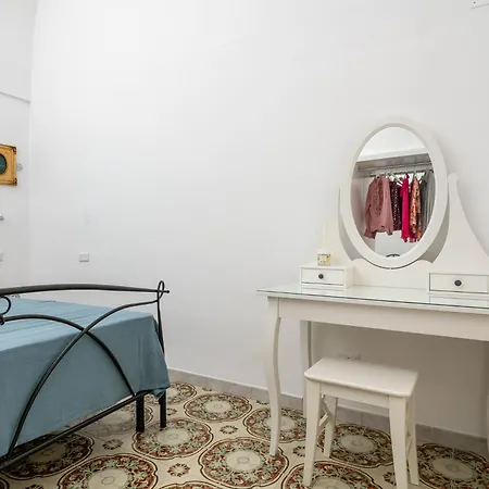 Maison Juliette - De Vivo Realty Будинок відпочинку *