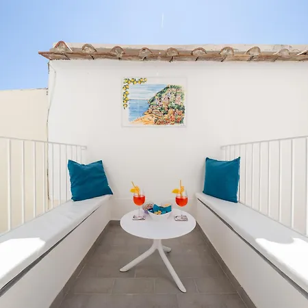 Maison Juliette - De Vivo Realty