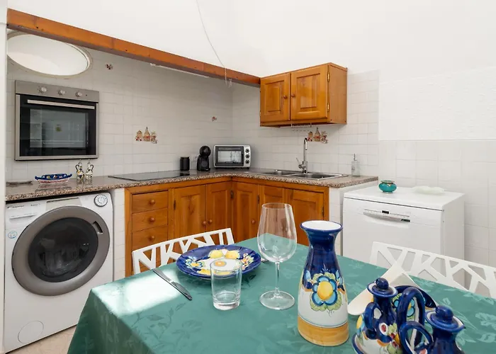 Maison Juliette - De Vivo Realty *