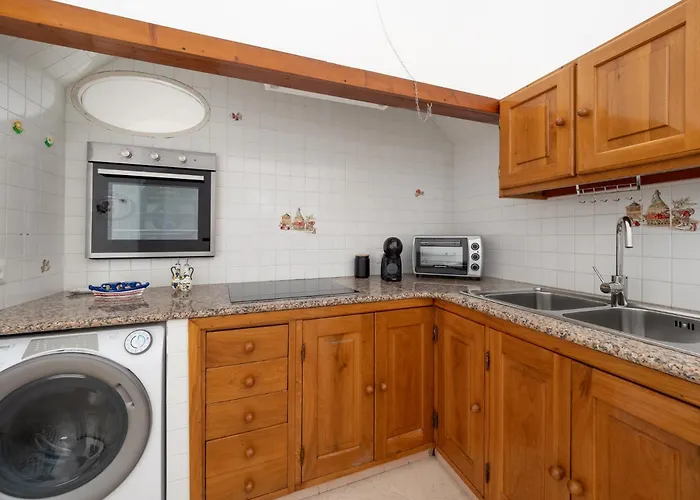 Maison Juliette - De Vivo Realty